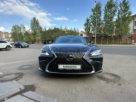 Lexus ES 250 2019 года за 24 500 000 тг. в Астана – фото 9