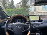 Lexus ES 250 2019 года за 24 500 000 тг. в Астана