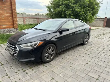 Hyundai Elantra 2016 года за 3 600 000 тг. в Астана – фото 2