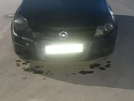 Opel Astra 2004 года за 2 200 000 тг. в Актобе – фото 4