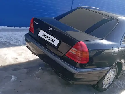 Mercedes-Benz C 200 1998 года за 1 900 000 тг. в Кокшетау – фото 3