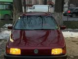 Volkswagen Passat 1991 годаfor1 700 000 тг. в Алматы – фото 2