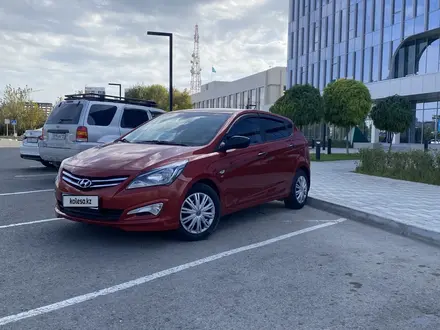 Hyundai Accent 2015 года за 5 500 000 тг. в Актау – фото 2