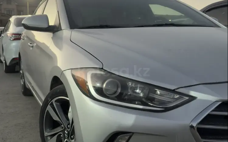 Hyundai Elantra 2018 годаfor6 600 000 тг. в Актау