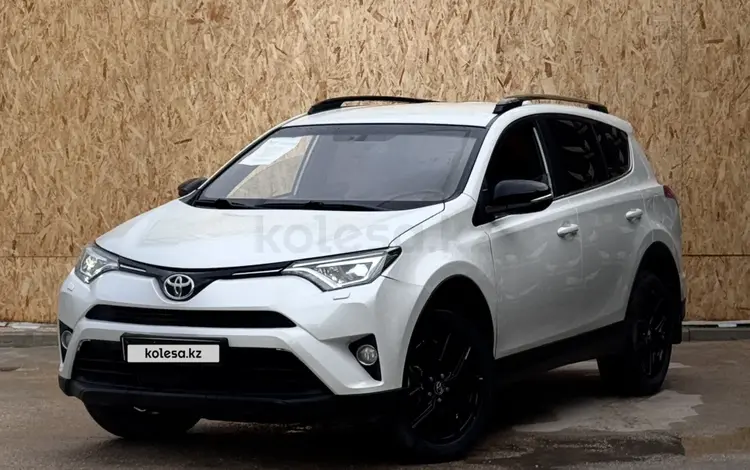 Toyota RAV4 2019 года за 10 599 000 тг. в Актау