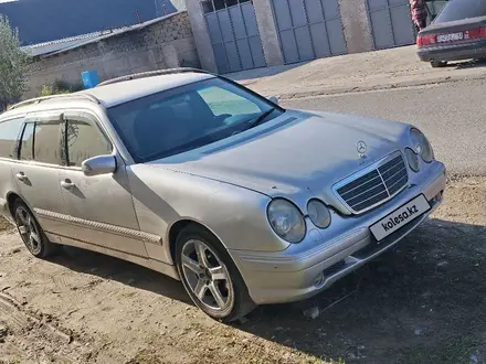 Mercedes-Benz E 220 2001 года за 2 500 000 тг. в Шымкент – фото 3