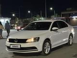 Volkswagen Jetta 2015 года за 5 900 000 тг. в Караганда – фото 2