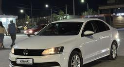 Volkswagen Jetta 2015 года за 5 900 000 тг. в Караганда – фото 2