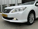 Toyota Camry 2013 годаүшін8 250 000 тг. в Жанаозен – фото 2