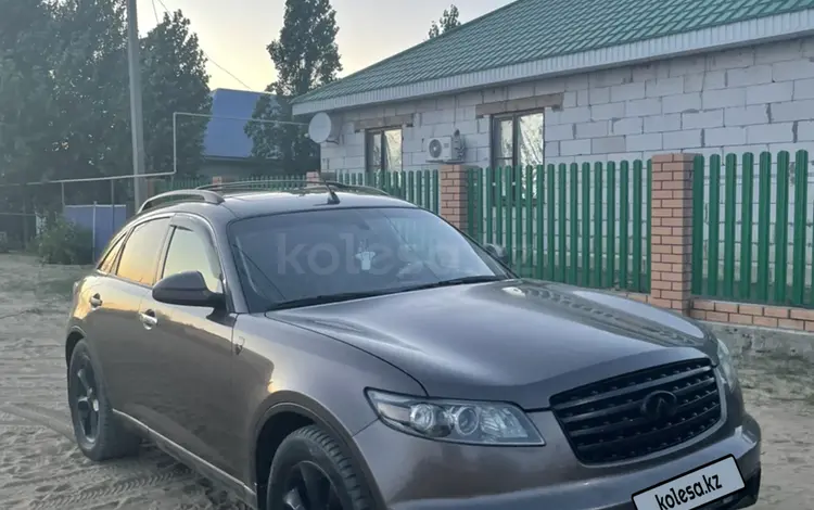 Infiniti FX35 2005 годаүшін3 800 000 тг. в Актобе