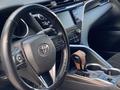 Toyota Camry 2018 года за 12 000 000 тг. в Алматы – фото 20