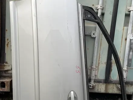 Дверь передняя на Toyota Avensis T250 Седан за 50 000 тг. в Алматы – фото 12