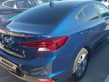 Hyundai Elantra 2019 годаүшін6 700 000 тг. в Актобе – фото 2