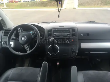 Volkswagen Multivan 2013 годаүшін16 000 000 тг. в Караганда – фото 8