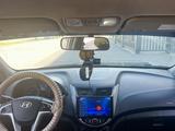 Hyundai Solaris 2012 года за 3 800 000 тг. в Актобе – фото 4