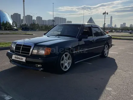 Mercedes-Benz E 300 1992 года за 5 000 000 тг. в Астана – фото 2