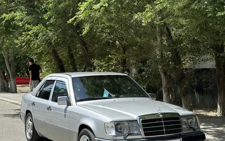 Mercedes-Benz E 280 1994 годаfor3 200 000 тг. в Актау