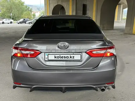 Toyota Camry 2018 года за 12 000 000 тг. в Алматы – фото 6