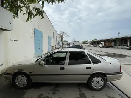 Opel Vectra 1995 года за 1 300 000 тг. в Актау – фото 2