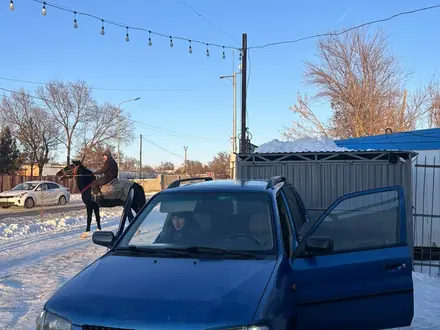 Mazda Demio 1998 года за 1 500 000 тг. в Шымкент