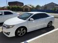 Toyota Camry 2014 года за 6 600 000 тг. в Атырау – фото 2