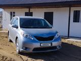 Toyota Sienna 2011 года за 7 500 000 тг. в Актобе