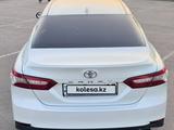 Toyota Camry 2018 годаүшін14 200 000 тг. в Алматы – фото 5