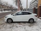 Hyundai Solaris 2015 года за 5 700 000 тг. в Алматы – фото 2