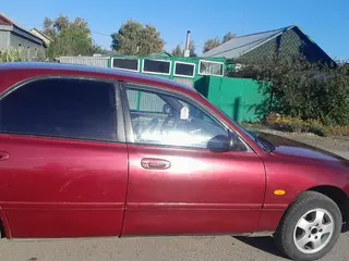 Mazda 626, 1995