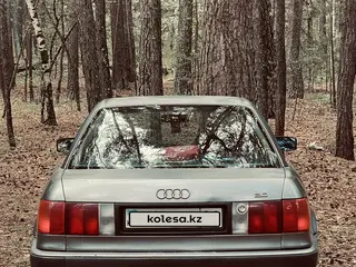 Audi 80