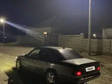 Mercedes-Benz E 280