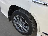 Lexus LX 570 2014 года за 28 000 000 тг. в Атырау – фото 4