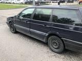 Volkswagen Passat 1993 годаfor1 180 000 тг. в Астана – фото 5