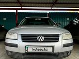 Volkswagen Passat 2003 годаfor2 900 000 тг. в Актобе – фото 2