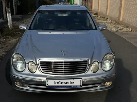 Mercedes-Benz E 320 2004 года за 6 500 000 тг. в Шымкент – фото 2