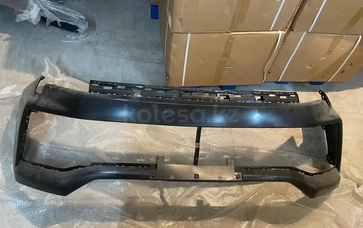 Бампер передний за 65 000 тг. в Алматы
