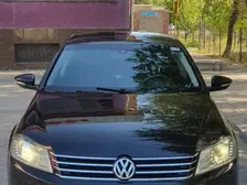 Volkswagen Passat, 2011