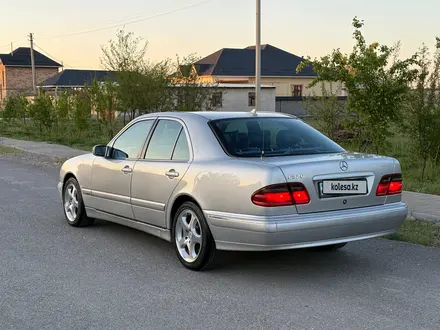 Mercedes-Benz E 280 1999 года за 3 500 000 тг. в Шымкент