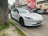 Tesla Model 3 2024 года за 17 800 000 тг. в Алматы – фото 2