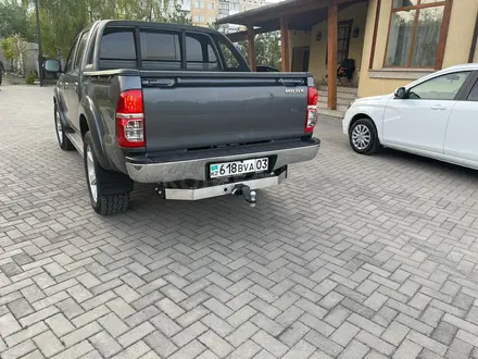 Фаркоп на Hilux нержавейка усиленный Тойота Хайлюкс за 120 000 тг. в Астана – фото 2