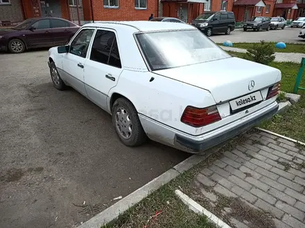 Mercedes-Benz E 200 1990 года за 1 200 000 тг. в Петропавловск – фото 2