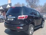 Chevrolet TrailBlazer 2022 года за 15 300 000 тг. в Алматы – фото 4