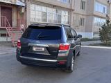 Toyota Highlander 2012 года за 9 000 000 тг. в Атырау – фото 4