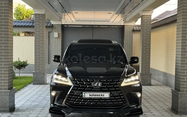 Lexus LX 570 2016 года за 39 500 000 тг. в Шымкент