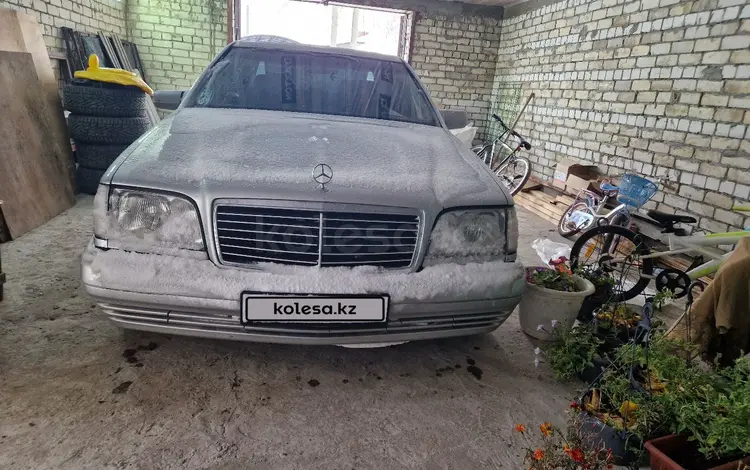 Mercedes-Benz S 320 1997 года за 5 200 000 тг. в Атырау