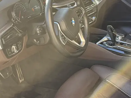 BMW 530 2018 года за 15 900 000 тг. в Астана – фото 11