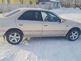 Toyota Camry 1998 годаүшін2 500 000 тг. в Семей – фото 3