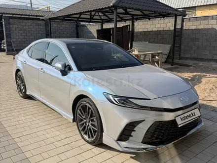 Toyota Camry 2025 года за 17 800 000 тг. в Алматы – фото 3