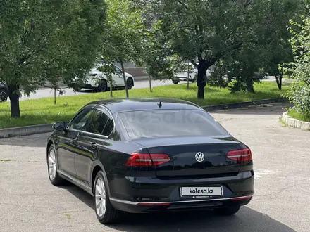 Volkswagen Passat 2015 года за 8 765 432 тг. в Алматы – фото 7