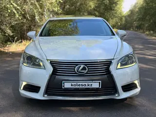 Lexus LS 460